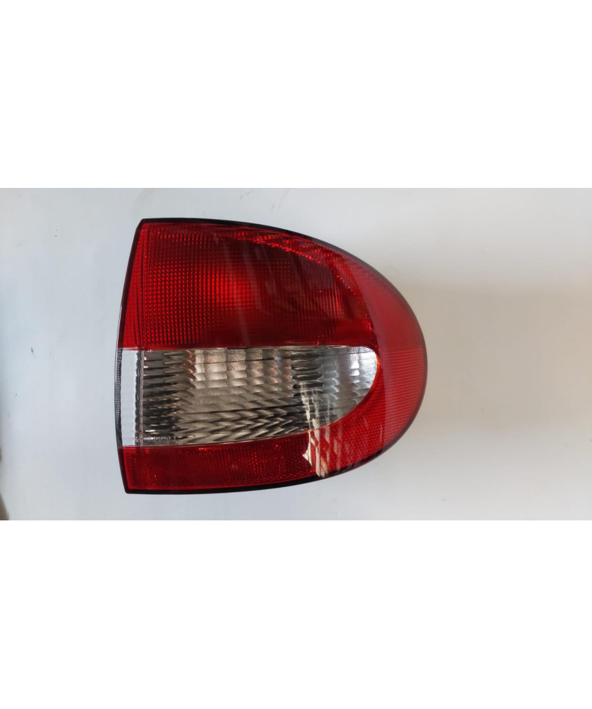 GRUPPO OTTICO FANALE POSTERIORE DESTRO  DX MEGANE 1999-2002