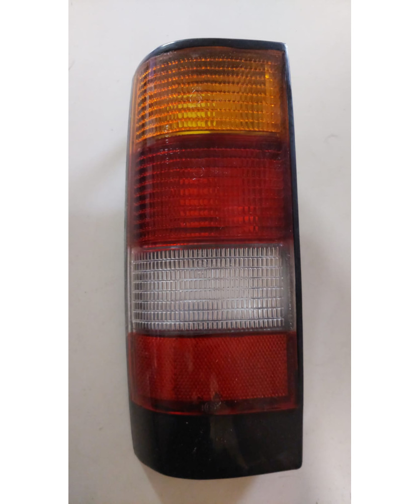 FANALE POSTERIORE SINISTRO SX KADETT D CARAVAN